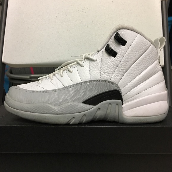 AIR JORDAN 12 RETRO "BARONS" - Picture 2 of 4